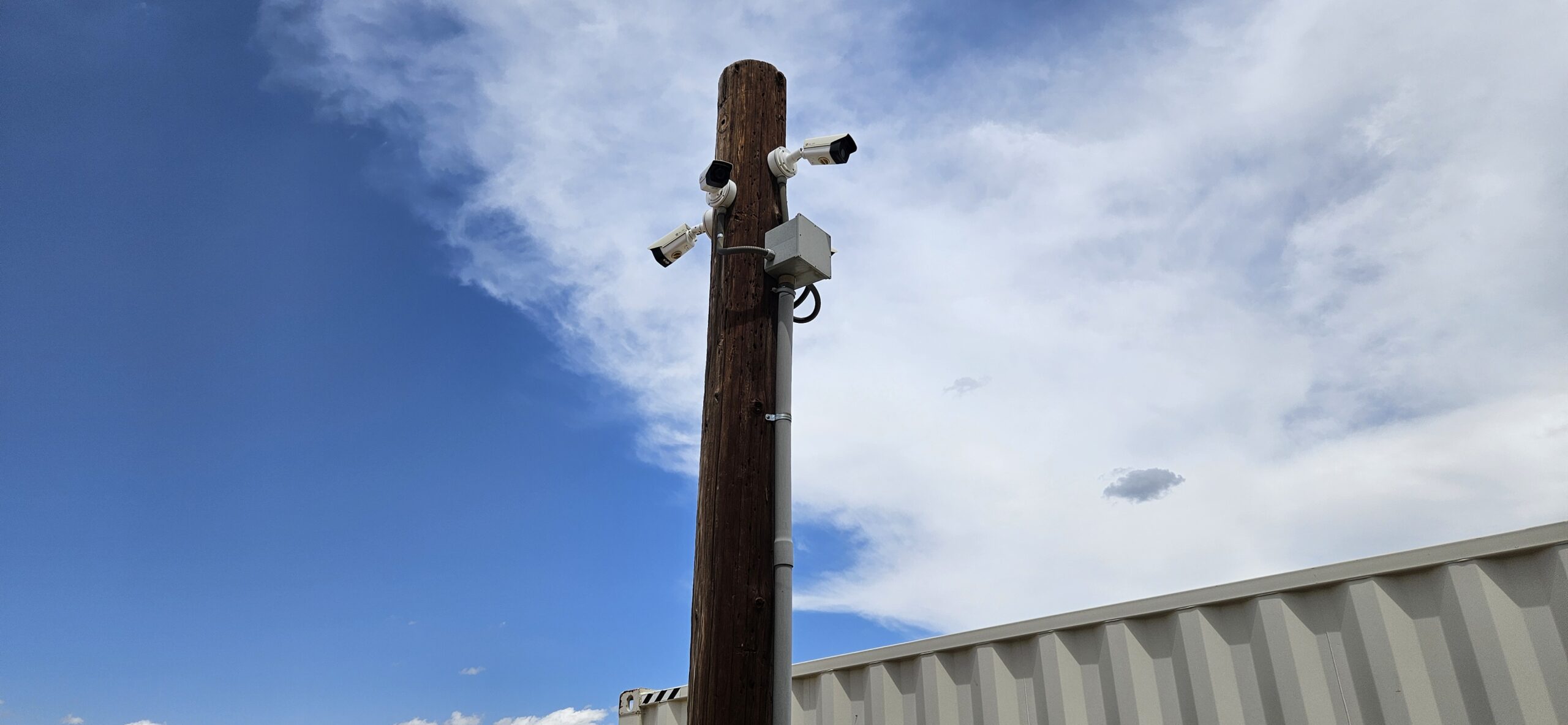 Video surveillance feature icon